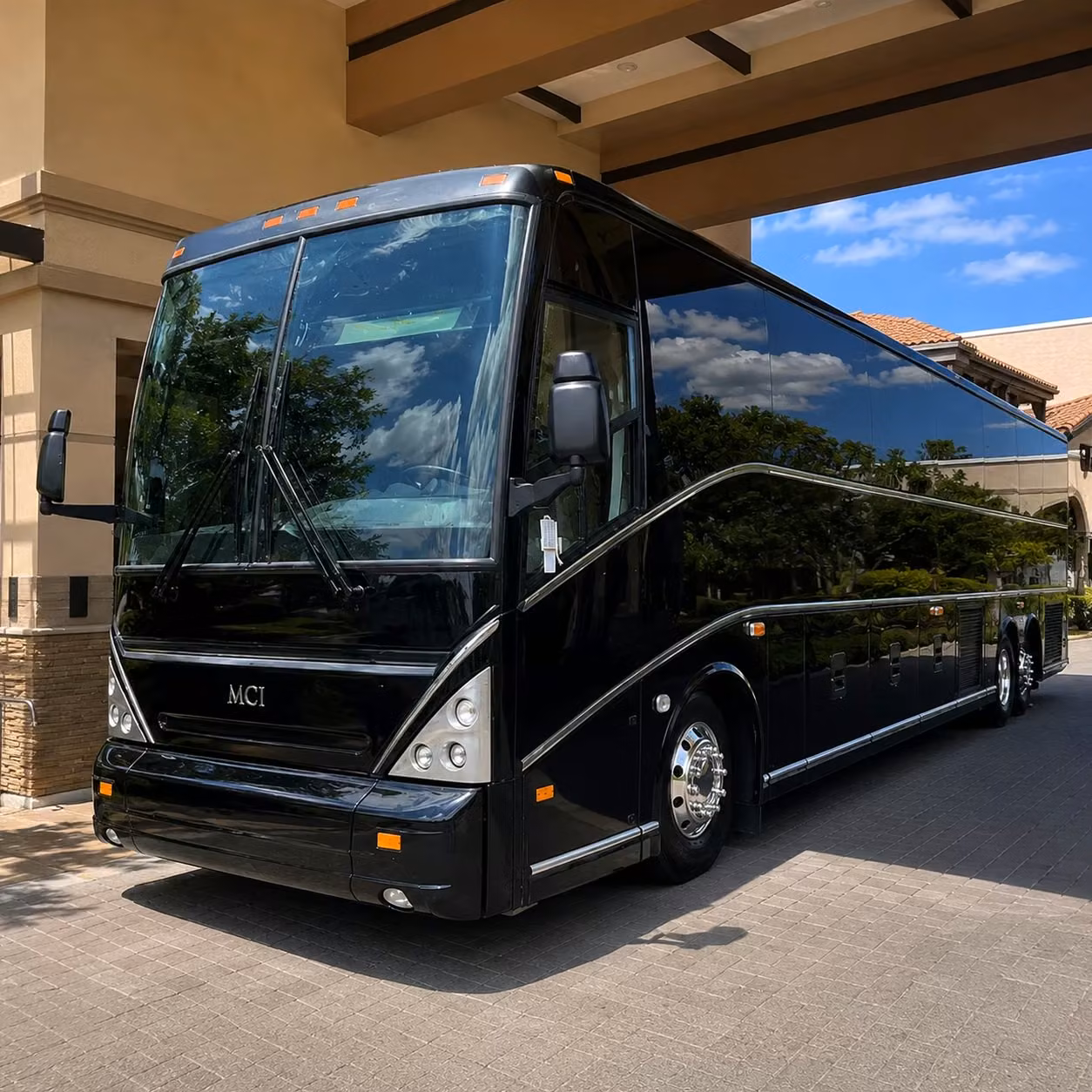 airport transfers for corporate travelers flying through dfw and love field