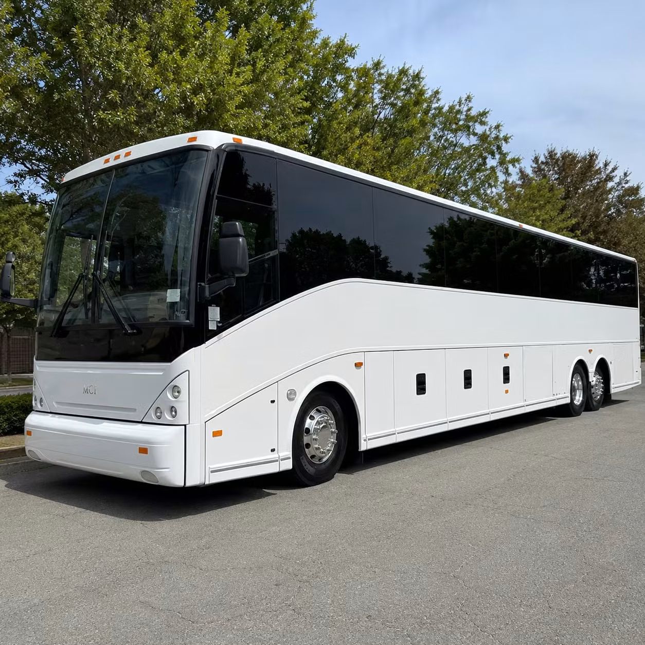 book a grand prairie hotel to airport shuttle for convention groups