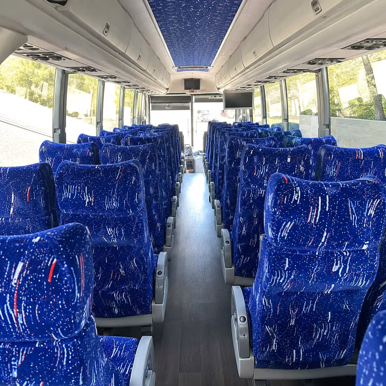 grand prairie charter buses