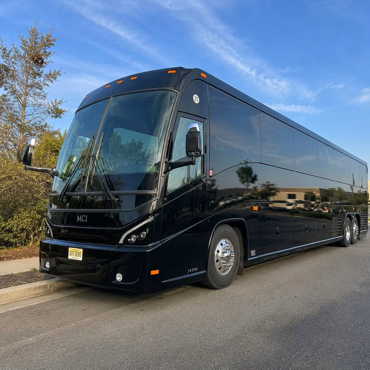 shuttling personnel to naval air station fort worth jrb and surrounding installations